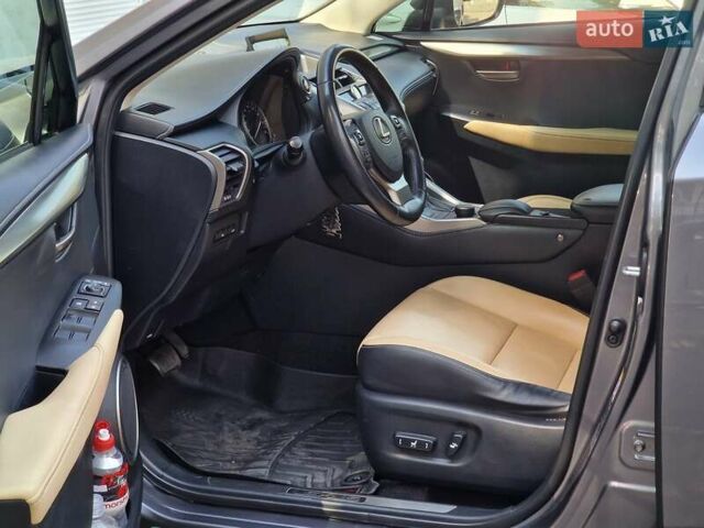 Лексус НХ, объемом двигателя 2.49 л и пробегом 280 тыс. км за 21490 $, фото 29 на Automoto.ua