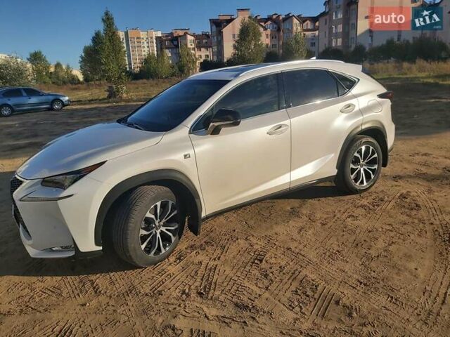 Лексус НХ, объемом двигателя 2 л и пробегом 107 тыс. км за 24500 $, фото 1 на Automoto.ua