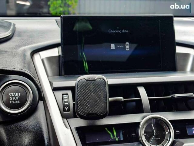 Лексус НХ, об'ємом двигуна 2 л та пробігом 190 тис. км за 20900 $, фото 21 на Automoto.ua