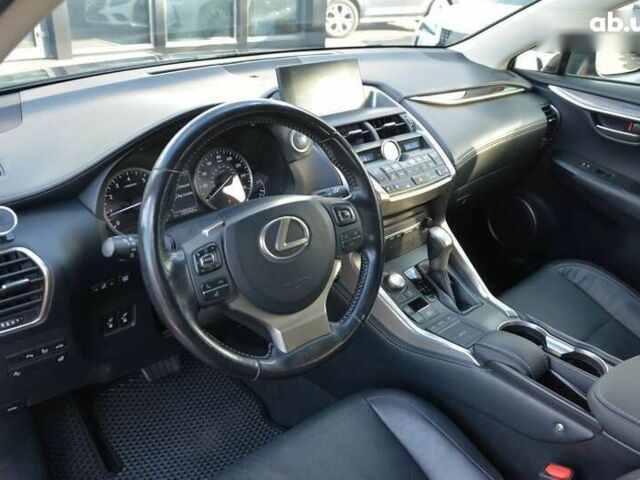 Лексус НХ, объемом двигателя 2 л и пробегом 125 тыс. км за 21000 $, фото 14 на Automoto.ua