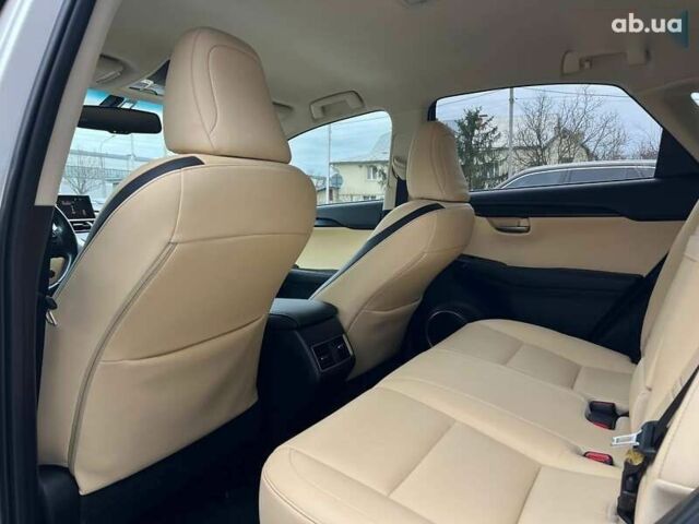 Лексус НХ, объемом двигателя 2 л и пробегом 190 тыс. км за 20900 $, фото 22 на Automoto.ua