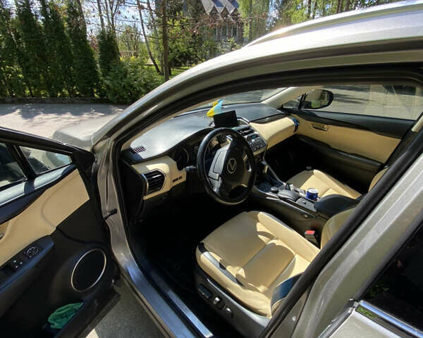 Лексус НХ, объемом двигателя 2 л и пробегом 126 тыс. км за 22500 $, фото 17 на Automoto.ua