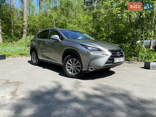 Лексус НХ, объемом двигателя 2 л и пробегом 126 тыс. км за 22500 $, фото 6 на Automoto.ua