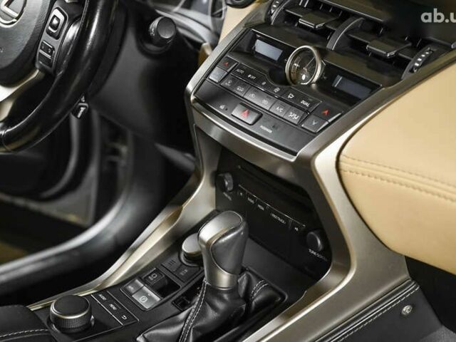 Лексус НХ, объемом двигателя 2 л и пробегом 90 тыс. км за 23900 $, фото 22 на Automoto.ua