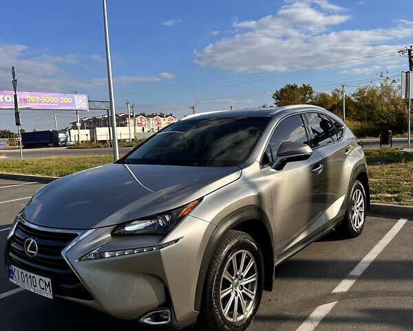 Лексус НХ, объемом двигателя 2 л и пробегом 131 тыс. км за 23500 $, фото 4 на Automoto.ua