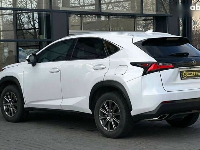 Лексус НХ, объемом двигателя 2 л и пробегом 119 тыс. км за 21500 $, фото 3 на Automoto.ua