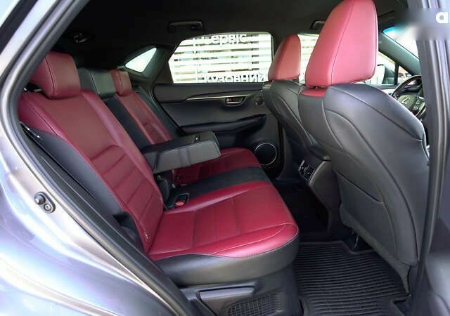 Лексус НХ, объемом двигателя 0 л и пробегом 104 тыс. км за 30005 $, фото 6 на Automoto.ua