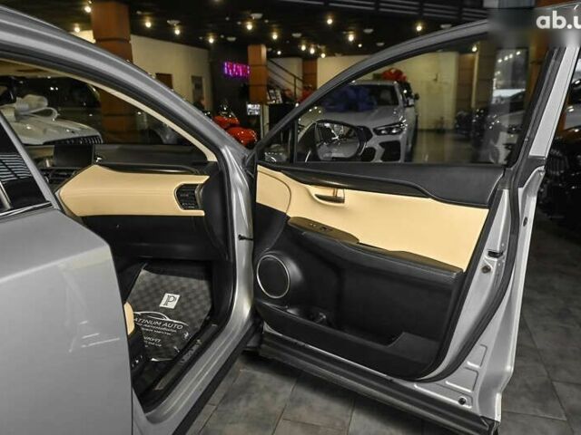 Лексус НХ, объемом двигателя 2 л и пробегом 90 тыс. км за 23900 $, фото 17 на Automoto.ua