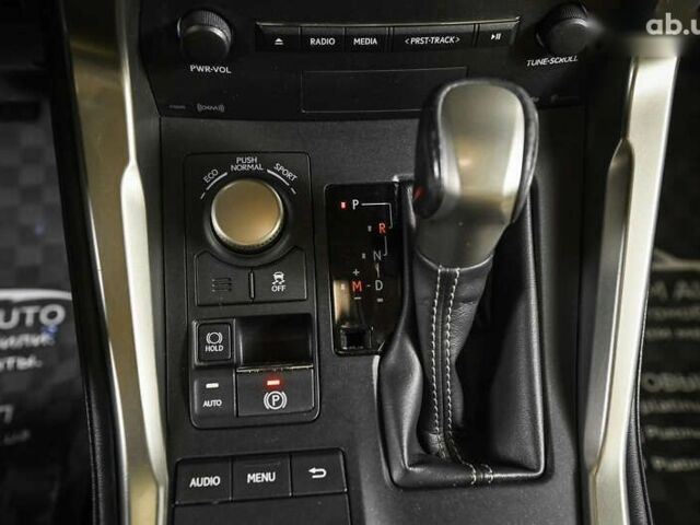 Лексус НХ, объемом двигателя 2 л и пробегом 90 тыс. км за 23900 $, фото 29 на Automoto.ua