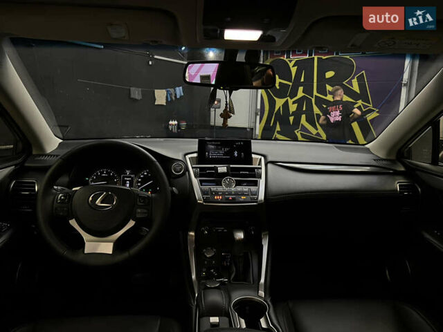 Лексус НХ, объемом двигателя 1.99 л и пробегом 111 тыс. км за 26000 $, фото 9 на Automoto.ua