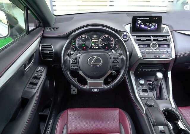 Лексус НХ, объемом двигателя 0 л и пробегом 104 тыс. км за 30005 $, фото 8 на Automoto.ua