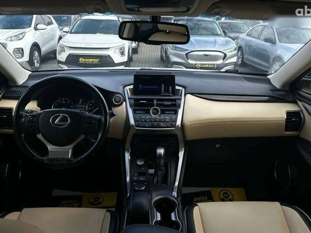 Лексус НХ, объемом двигателя 2 л и пробегом 119 тыс. км за 21500 $, фото 14 на Automoto.ua