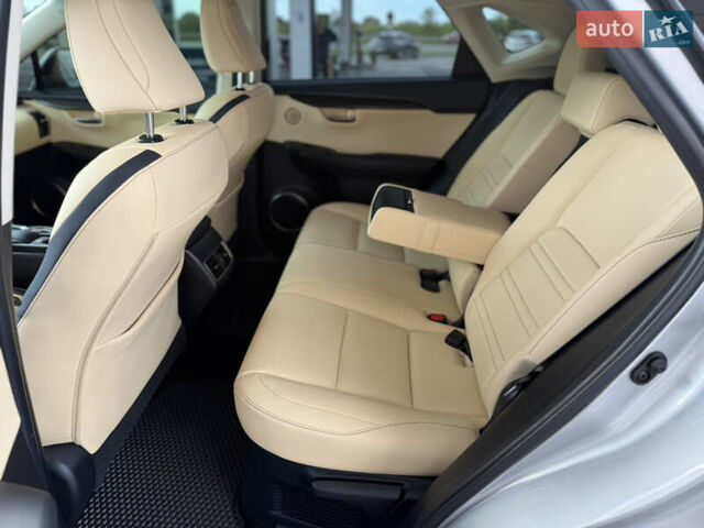 Лексус НХ, об'ємом двигуна 2 л та пробігом 151 тис. км за 21900 $, фото 27 на Automoto.ua