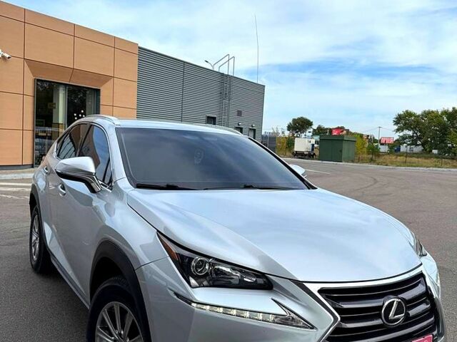 Лексус НХ, об'ємом двигуна 2 л та пробігом 150 тис. км за 21900 $, фото 3 на Automoto.ua
