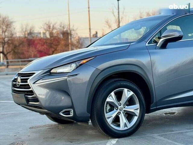 Лексус НХ, объемом двигателя 2 л и пробегом 165 тыс. км за 20000 $, фото 2 на Automoto.ua