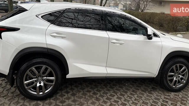 Лексус НХ, объемом двигателя 1.99 л и пробегом 116 тыс. км за 24000 $, фото 1 на Automoto.ua