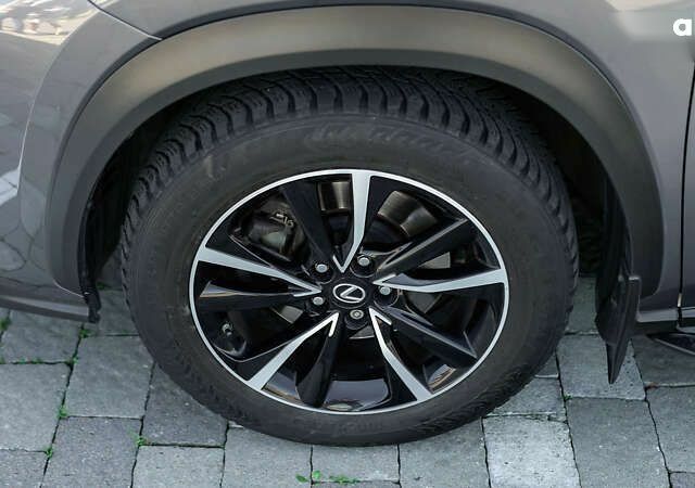 Лексус НХ, объемом двигателя 0 л и пробегом 104 тыс. км за 30005 $, фото 14 на Automoto.ua