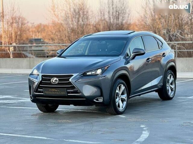 Лексус НХ, объемом двигателя 2 л и пробегом 165 тыс. км за 20000 $, фото 3 на Automoto.ua