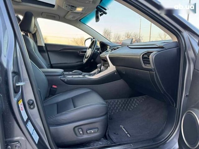 Лексус НХ, объемом двигателя 2 л и пробегом 165 тыс. км за 20000 $, фото 25 на Automoto.ua