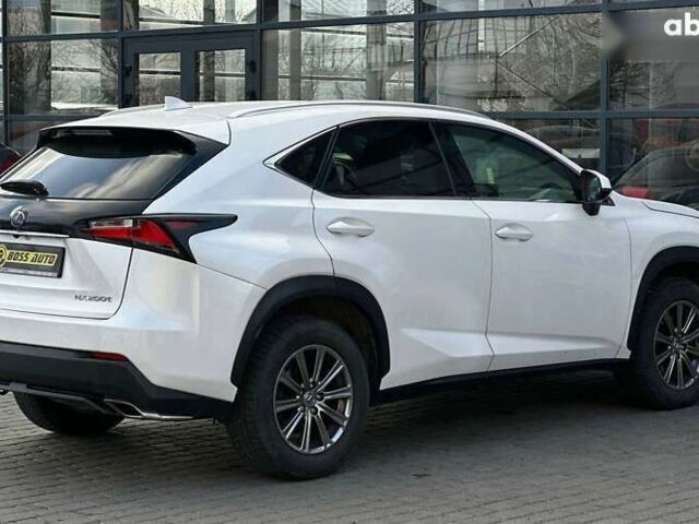 Лексус НХ, объемом двигателя 2 л и пробегом 119 тыс. км за 21500 $, фото 5 на Automoto.ua