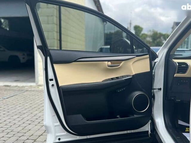 Лексус НХ, об'ємом двигуна 0 л та пробігом 104 тис. км за 29900 $, фото 6 на Automoto.ua
