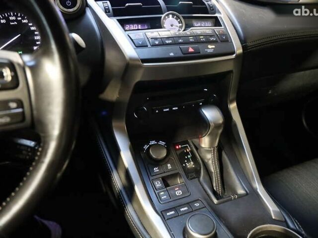 Лексус НХ, об'ємом двигуна 0 л та пробігом 213 тис. км за 27900 $, фото 21 на Automoto.ua