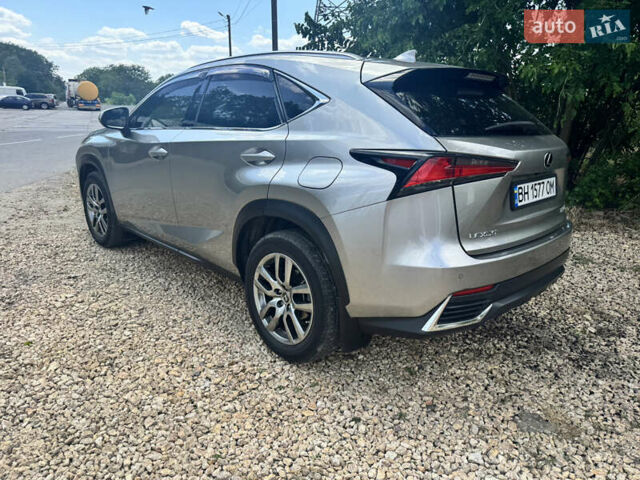 Лексус НХ, объемом двигателя 1.99 л и пробегом 100 тыс. км за 31700 $, фото 6 на Automoto.ua