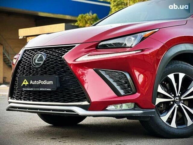 Лексус НХ, объемом двигателя 2 л и пробегом 51 тыс. км за 28500 $, фото 3 на Automoto.ua