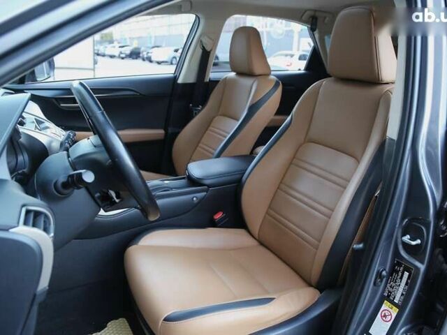 Лексус НХ, объемом двигателя 2 л и пробегом 120 тыс. км за 25500 $, фото 8 на Automoto.ua