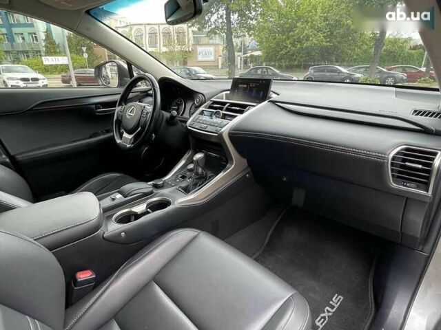 Лексус НХ, объемом двигателя 2 л и пробегом 139 тыс. км за 23500 $, фото 12 на Automoto.ua