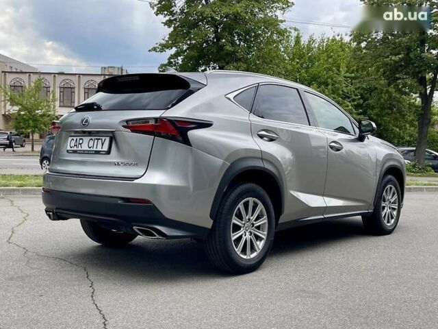 Лексус НХ, объемом двигателя 2 л и пробегом 139 тыс. км за 23500 $, фото 5 на Automoto.ua