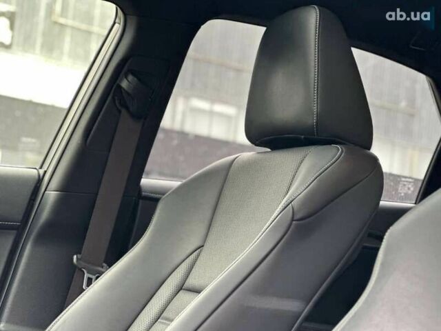 Лексус НХ, объемом двигателя 2 л и пробегом 51 тыс. км за 28500 $, фото 27 на Automoto.ua