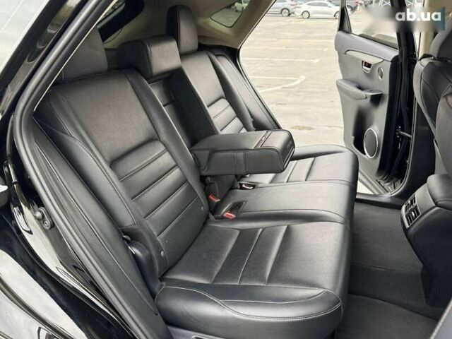 Лексус НХ, объемом двигателя 0 л и пробегом 195 тыс. км за 26500 $, фото 24 на Automoto.ua