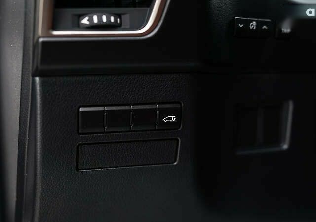 Лексус НХ, об'ємом двигуна 0 л та пробігом 89 тис. км за 32113 $, фото 13 на Automoto.ua