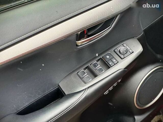 Лексус НХ, объемом двигателя 2 л и пробегом 51 тыс. км за 28500 $, фото 23 на Automoto.ua