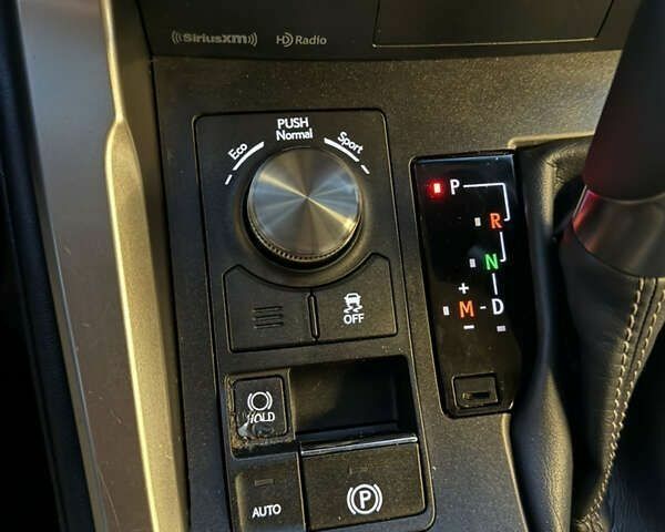 Лексус НХ, объемом двигателя 2 л и пробегом 156 тыс. км за 20999 $, фото 20 на Automoto.ua