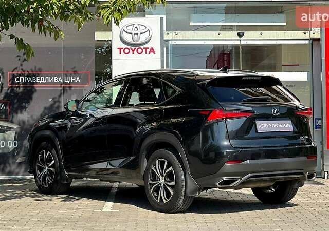 Лексус НХ, объемом двигателя 2 л и пробегом 167 тыс. км за 27040 $, фото 2 на Automoto.ua