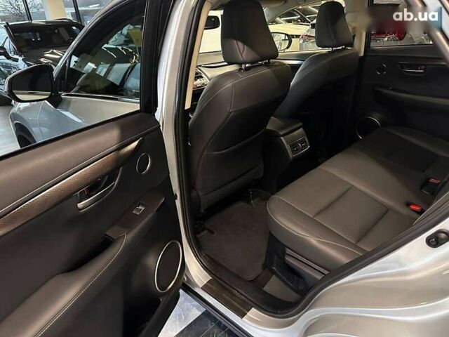 Лексус НХ, объемом двигателя 0 л и пробегом 100 тыс. км за 32900 $, фото 29 на Automoto.ua