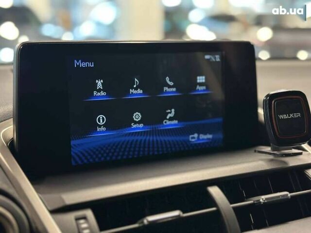 Лексус НХ, объемом двигателя 0 л и пробегом 100 тыс. км за 32900 $, фото 21 на Automoto.ua