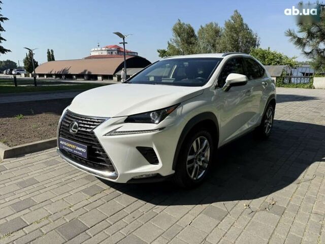 Лексус НХ, объемом двигателя 2 л и пробегом 110 тыс. км за 26900 $, фото 16 на Automoto.ua
