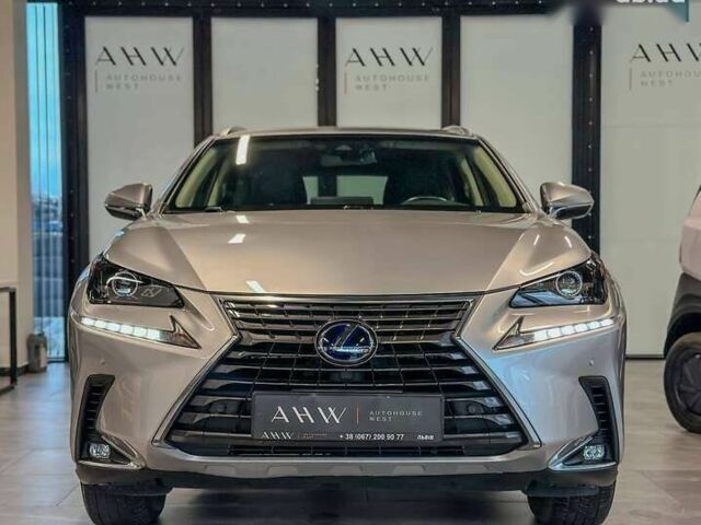 Лексус НХ, объемом двигателя 0 л и пробегом 100 тыс. км за 32900 $, фото 1 на Automoto.ua