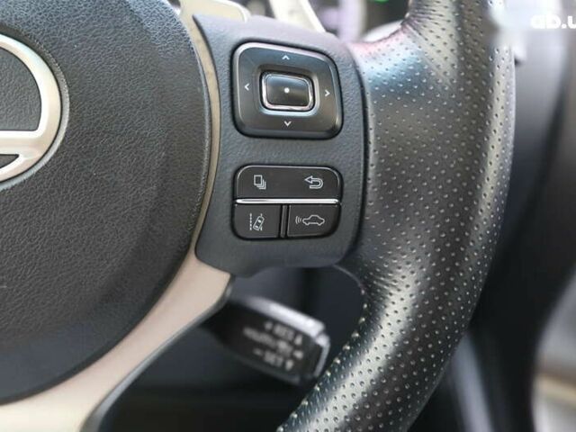 Лексус НХ, объемом двигателя 2 л и пробегом 66 тыс. км за 27500 $, фото 22 на Automoto.ua