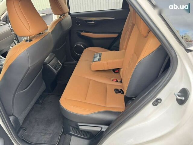 Лексус НХ, объемом двигателя 0 л и пробегом 45 тыс. км за 38500 $, фото 16 на Automoto.ua