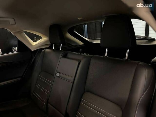 Лексус НХ, объемом двигателя 0 л и пробегом 100 тыс. км за 32900 $, фото 28 на Automoto.ua