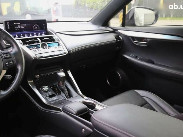 Лексус НХ, объемом двигателя 2 л и пробегом 66 тыс. км за 27500 $, фото 13 на Automoto.ua