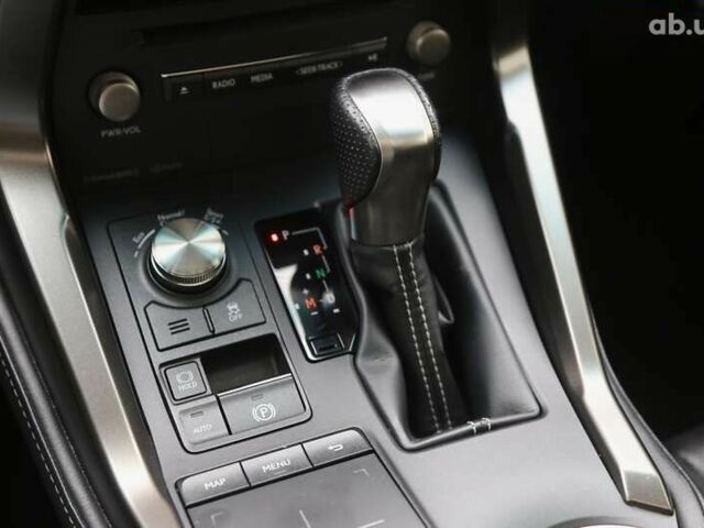 Лексус НХ, объемом двигателя 2 л и пробегом 66 тыс. км за 27500 $, фото 18 на Automoto.ua