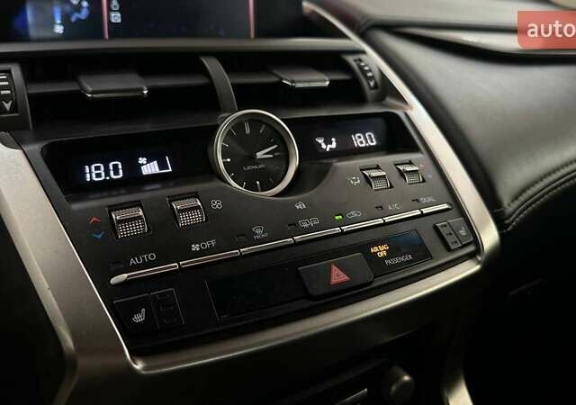 Лексус НХ, объемом двигателя 2 л и пробегом 167 тыс. км за 27040 $, фото 18 на Automoto.ua