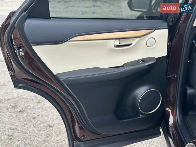 Лексус НХ, объемом двигателя 1.99 л и пробегом 54 тыс. км за 31300 $, фото 18 на Automoto.ua