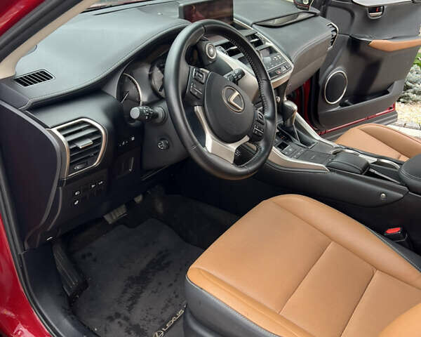 Лексус НХ, объемом двигателя 2 л и пробегом 92 тыс. км за 33000 $, фото 10 на Automoto.ua