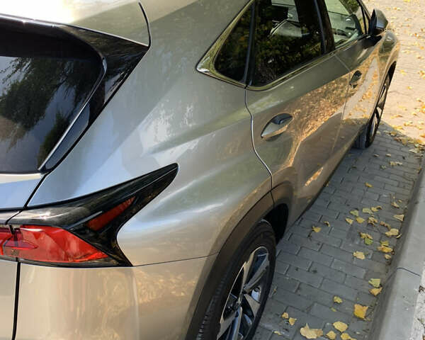 Лексус НХ, объемом двигателя 2 л и пробегом 82 тыс. км за 28800 $, фото 11 на Automoto.ua